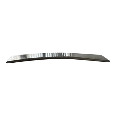 Close-up of the dual-purpose striking and backing ends