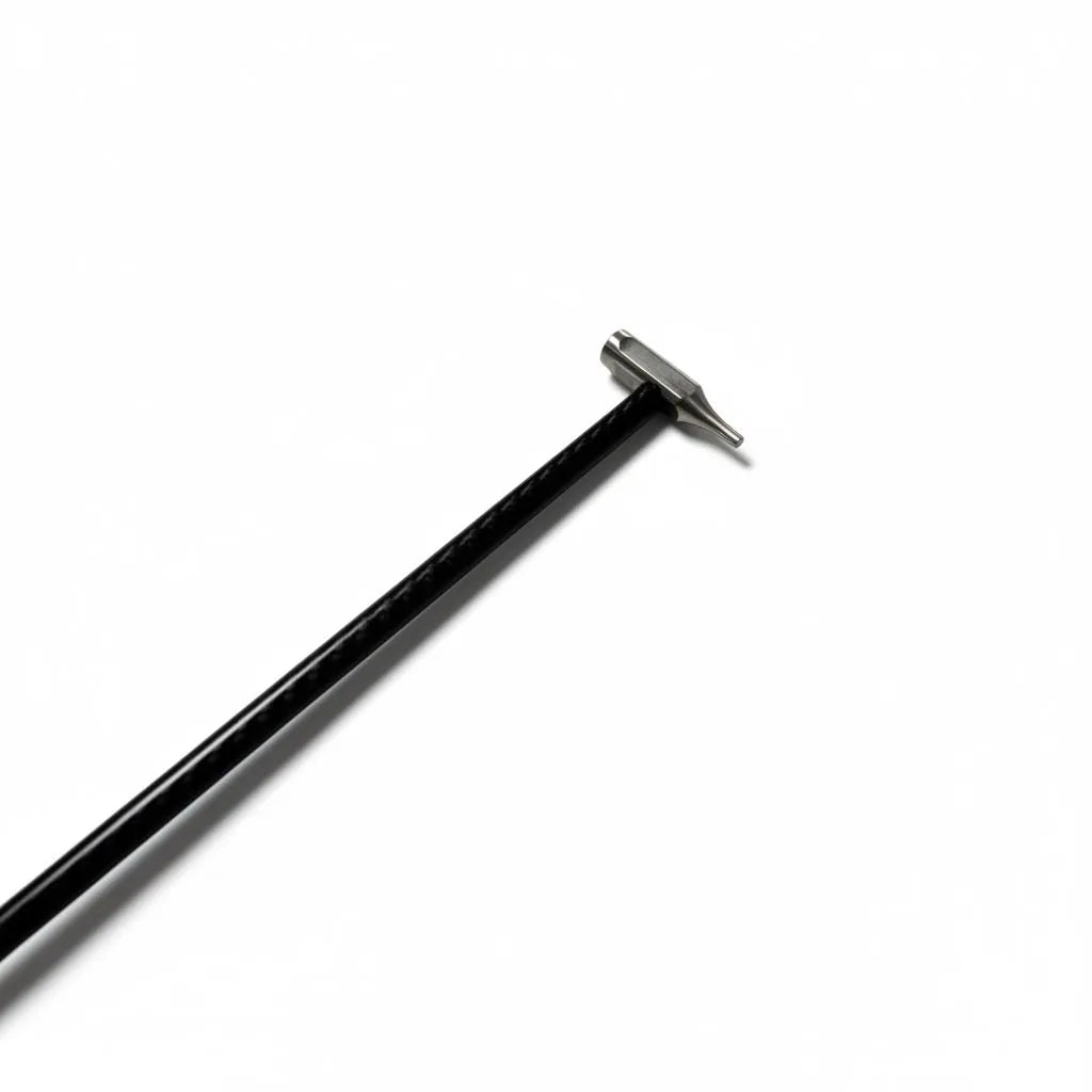 Lightweight carbon fiber handle of the PDR blending hammer