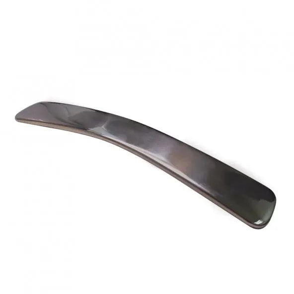 Close-up of the specialized curve on the Iran lever anvil