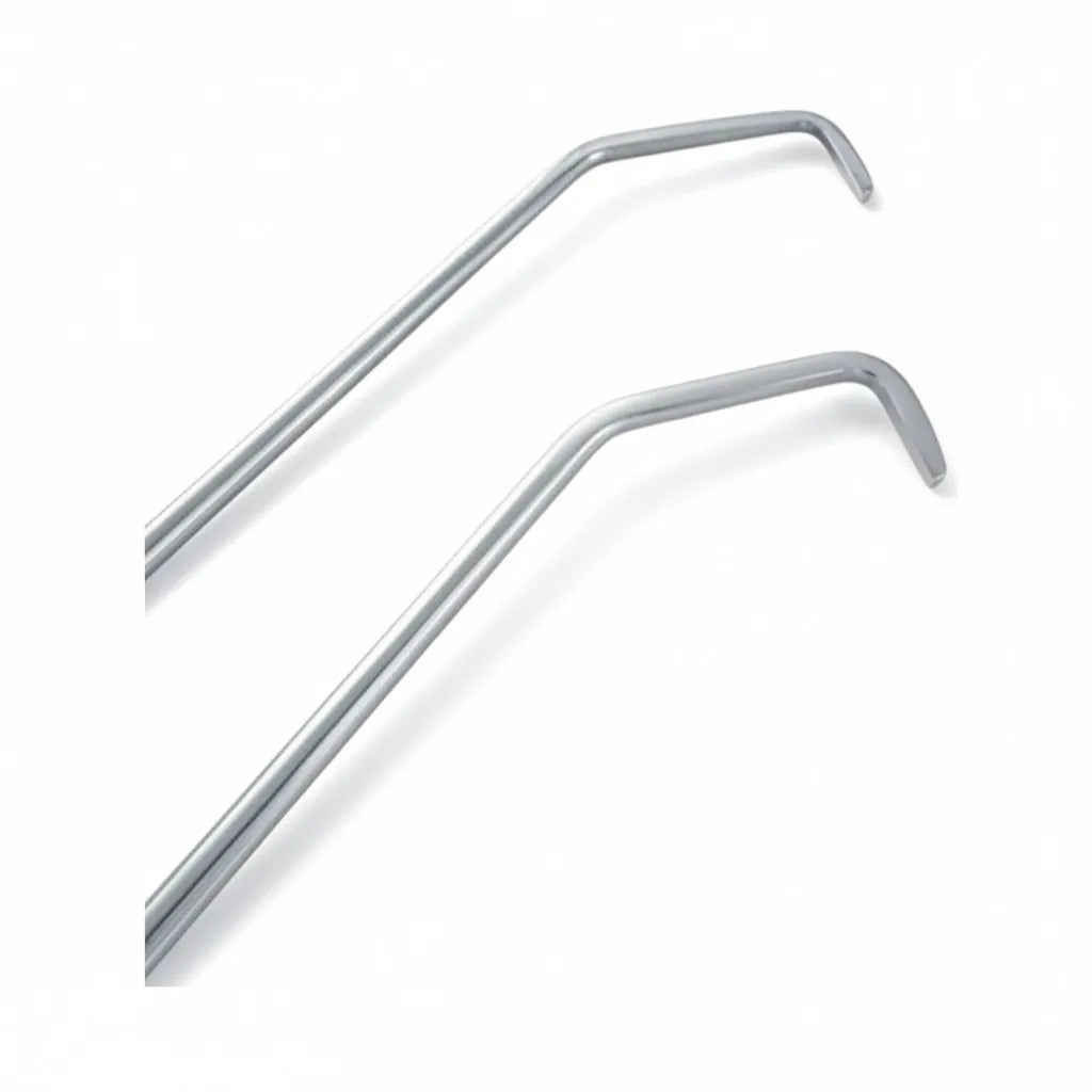 Specialized hook curves for bypassing internal panel braces