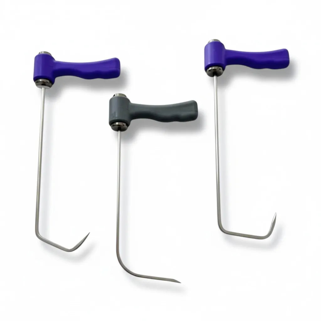 Close-up of the 5mm and 6mm micro tips for the Toledo set