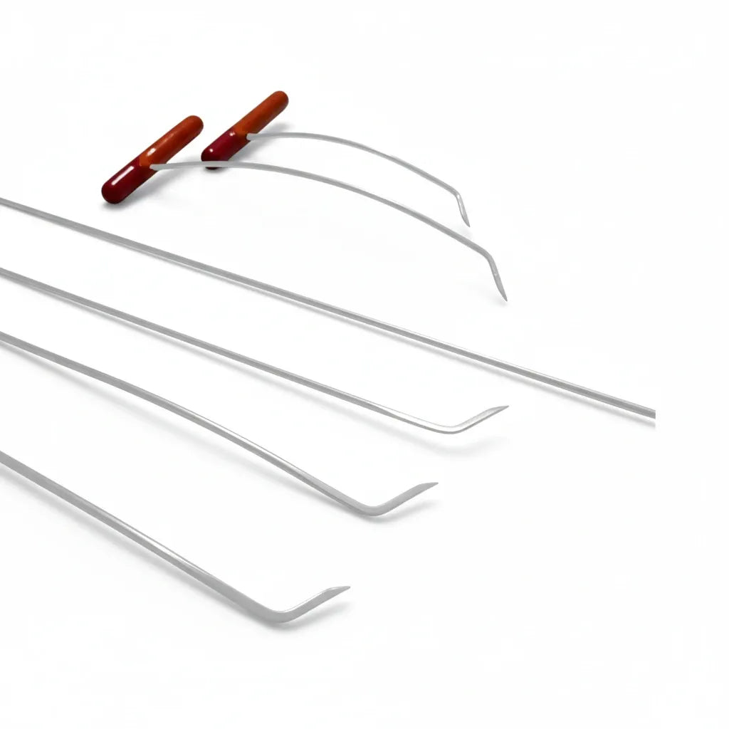 PDR INOX Zynera Edition tool gliding along a curved vehicle panel