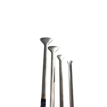 Инструмент PDR INOX Veylora Edition при ремонте бака мотоцикла