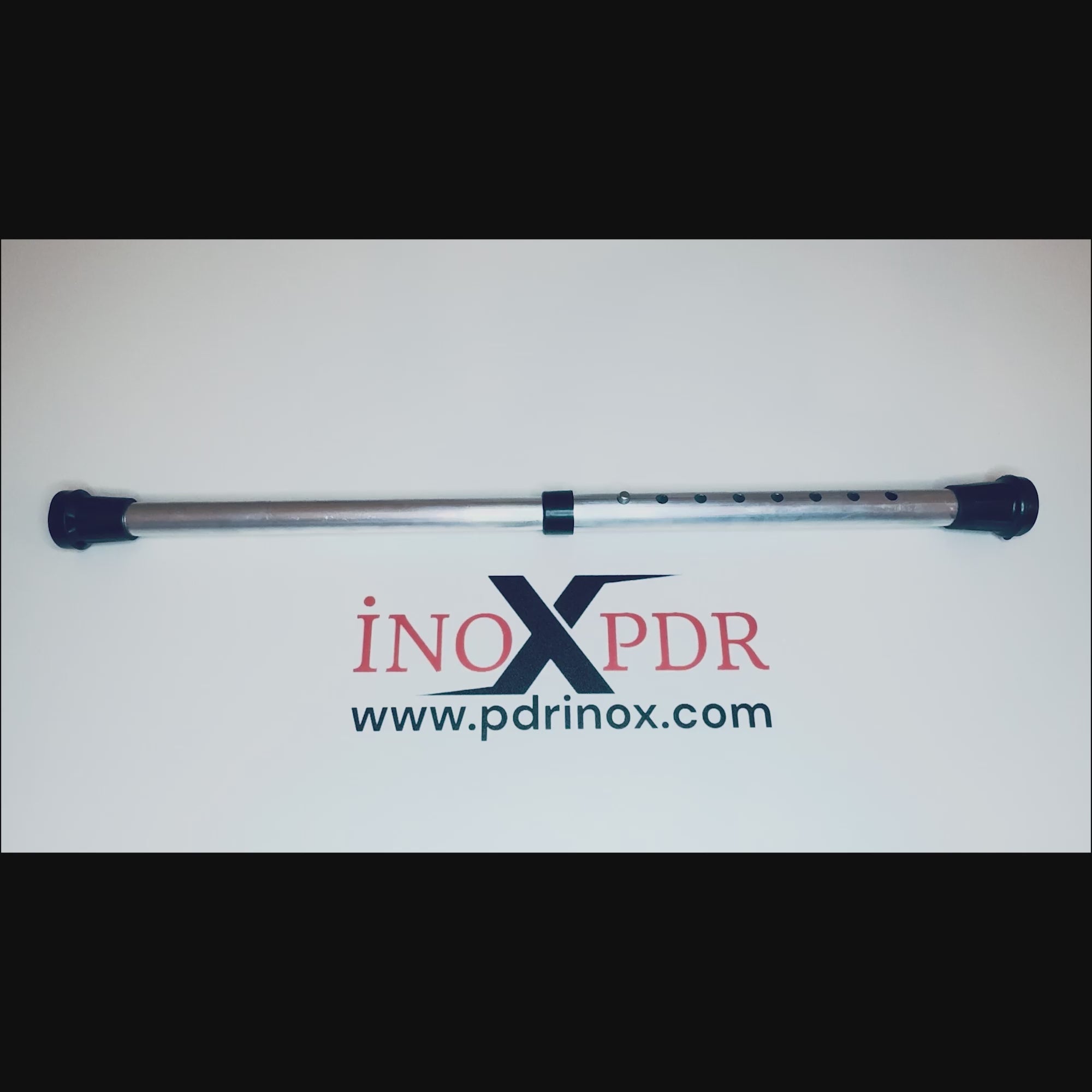 PDR INOX hood fixing apparatus holding a car hood open for repair