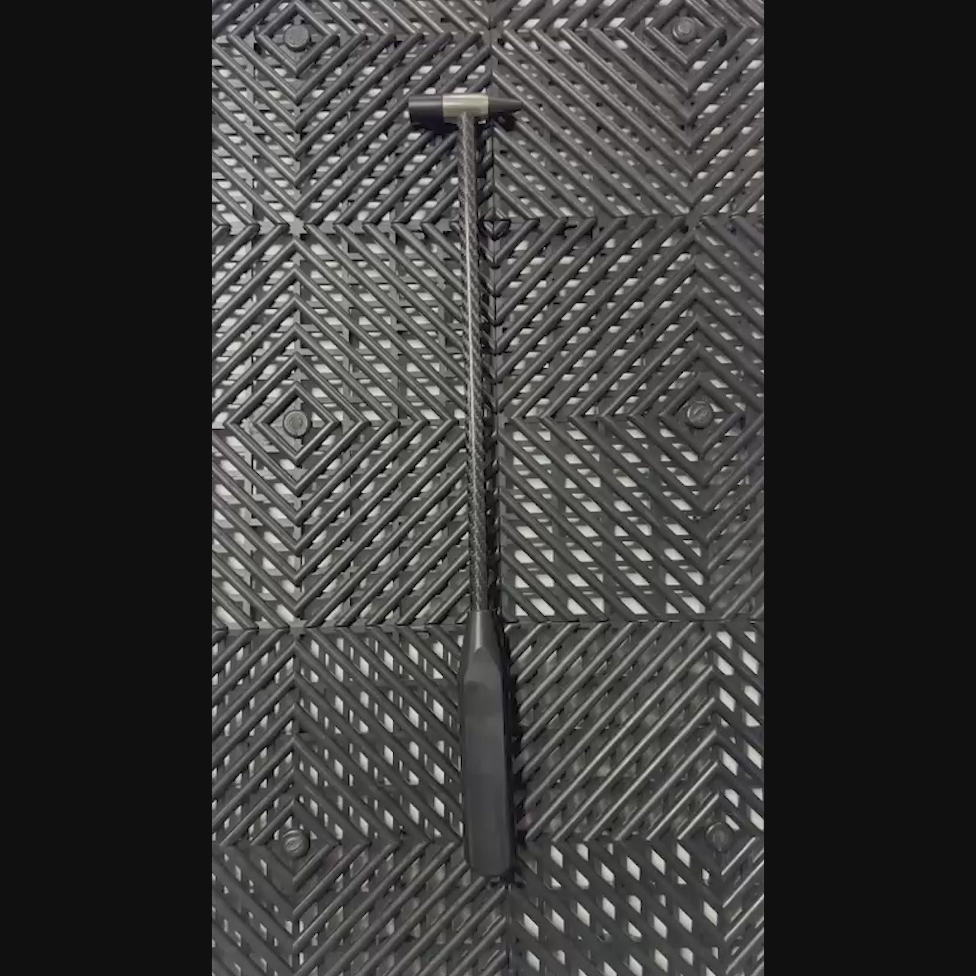 Technician changing a tip on the carbon fiber PDR hammer